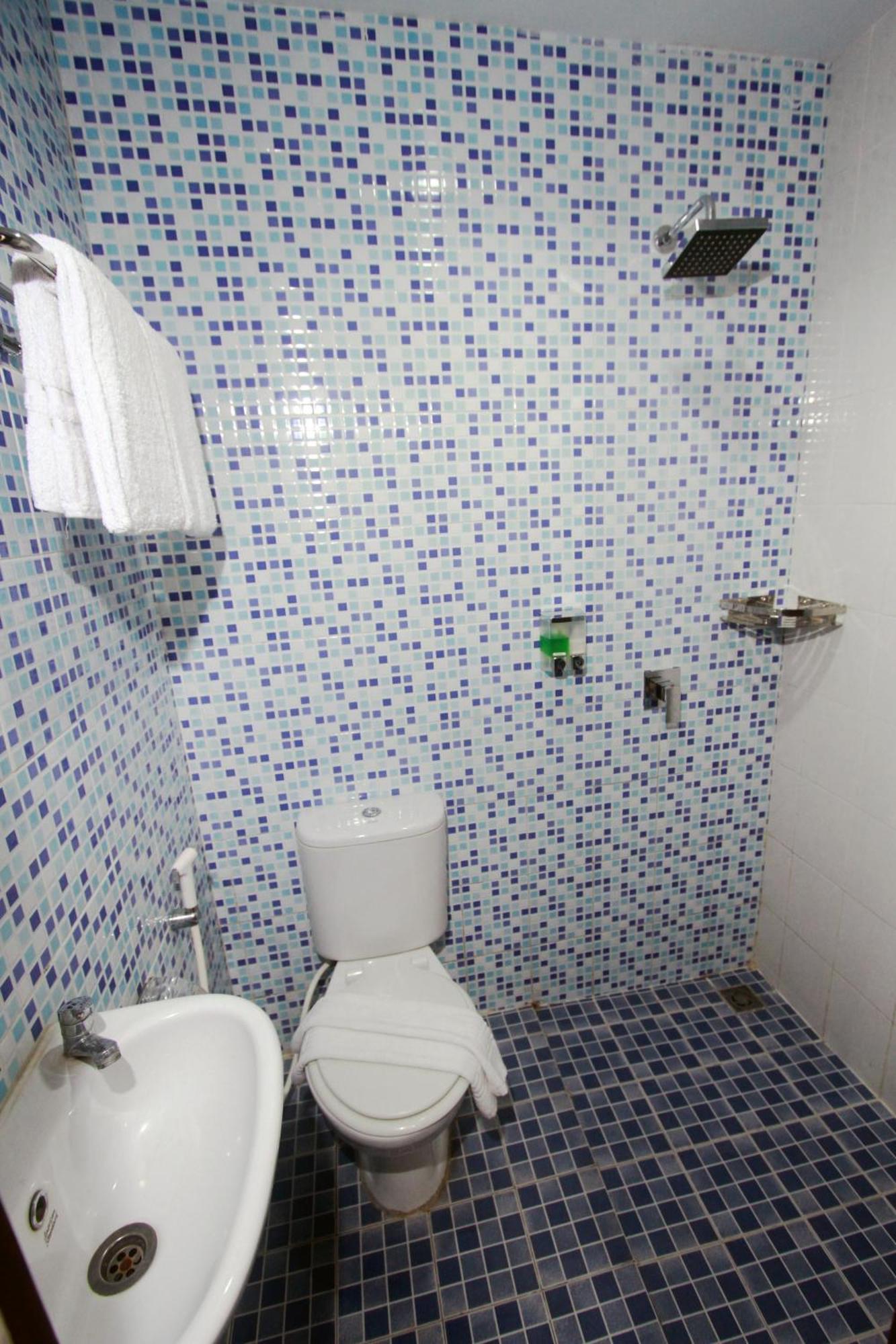 Rivisha Hotel Maguwo Room photo