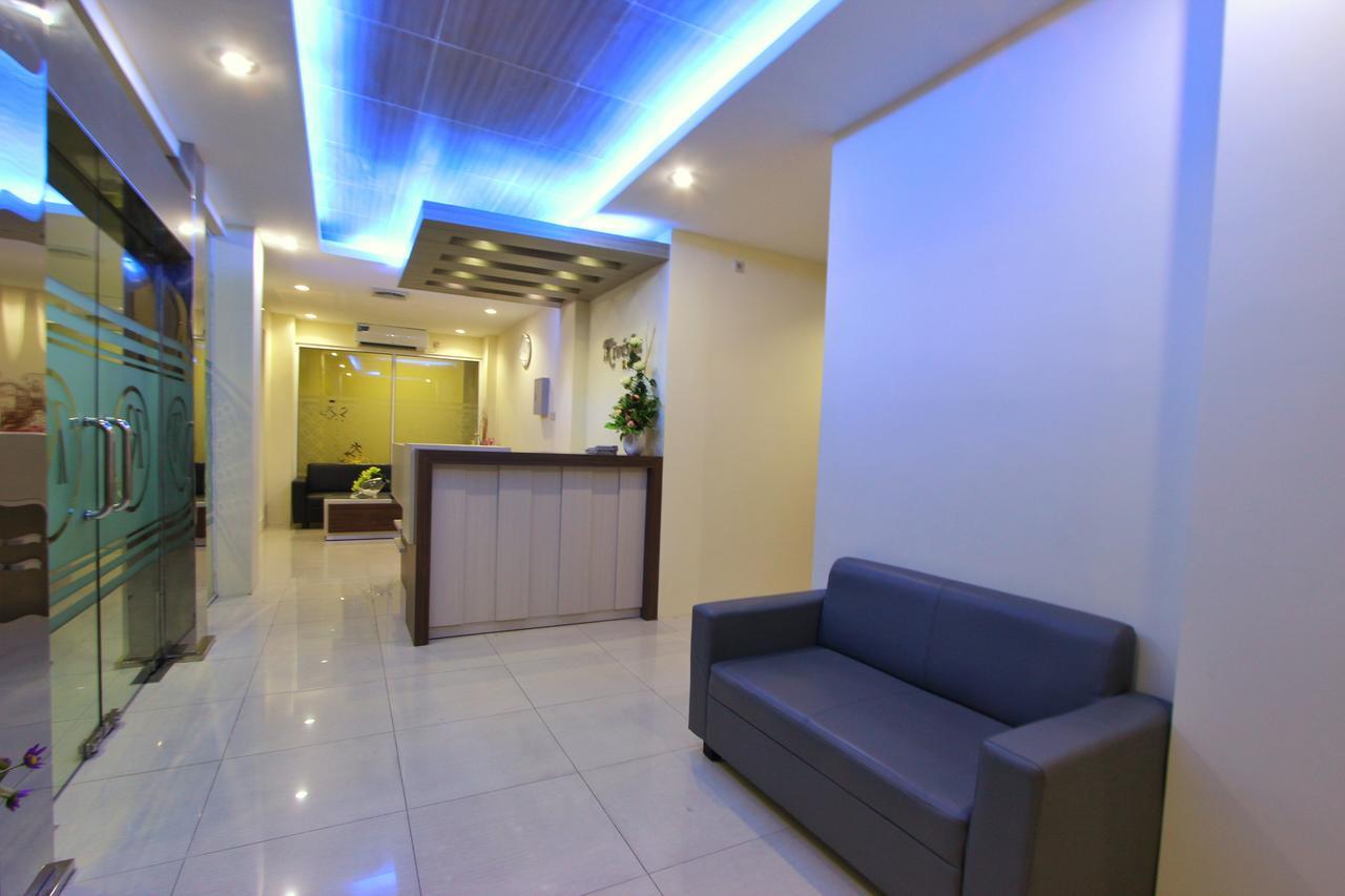Rivisha Hotel Maguwo Exterior photo